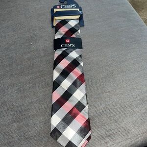 Mens silk plaid CHAPS red black tie NWT